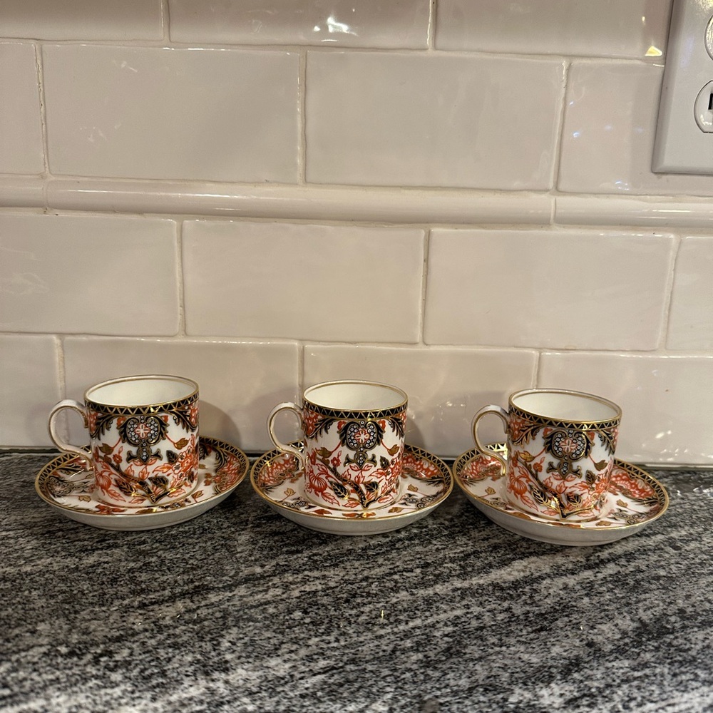 Set of 3 Royal Crown Derby Old Imari #326 Teacup Saucer Red Blue Gold - Picture 5 of 7